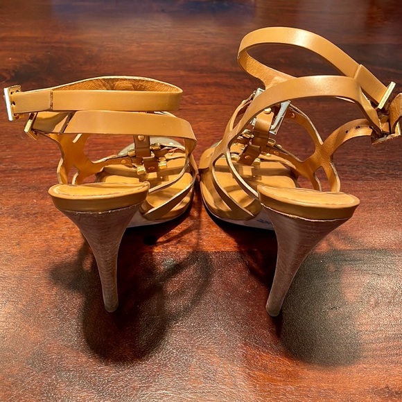 ⛔️ TORY BURCH camel cage pumps with gold accents - Picture 5 of 9